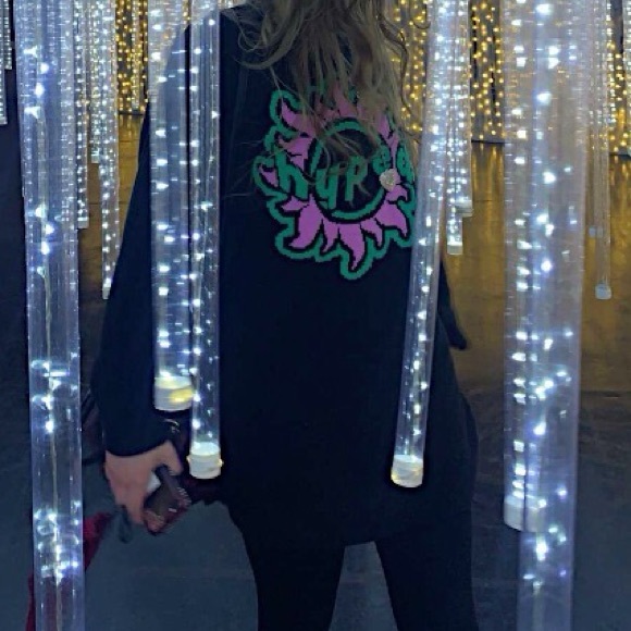 H&M Knit Sweater Black Hype Graphic - Picture 3 of 3